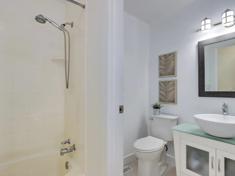 975 Old Lillooet Road, North Vancouver, BC, V7J 2H5 - 33