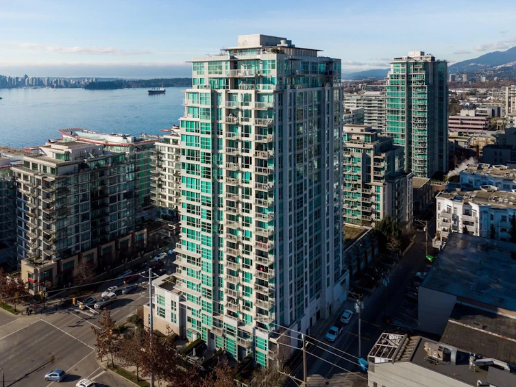 1601-188 East Esplanade Avenue, North Vancouver, BC, V7L 4Y1