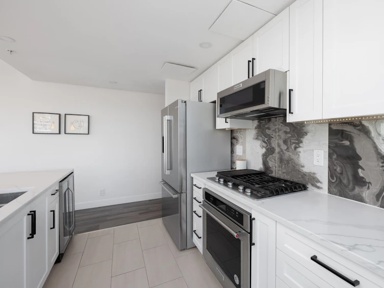 1601-188 East Esplanade Avenue, North Vancouver, BC, V7L 4Y1 - 9