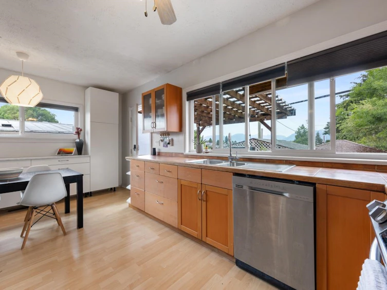 1559 E 41st Avenue, Vancouver, BC, V5P 1K3 - 7