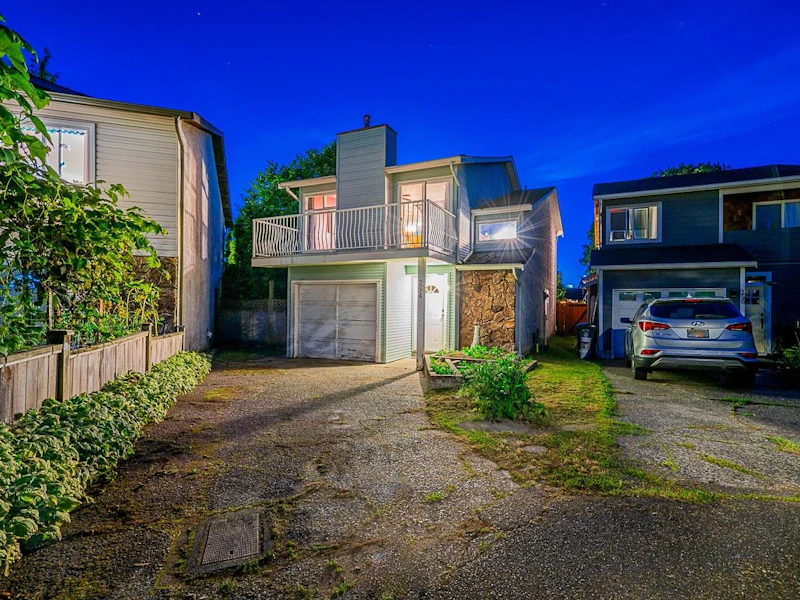 254 Davis Crescent, Langley BC V4W 3K7