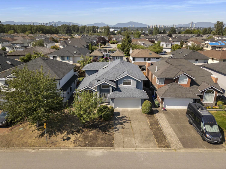 22551 Mclean Avenue, Richmond, BC, V6V 2P7 - 31