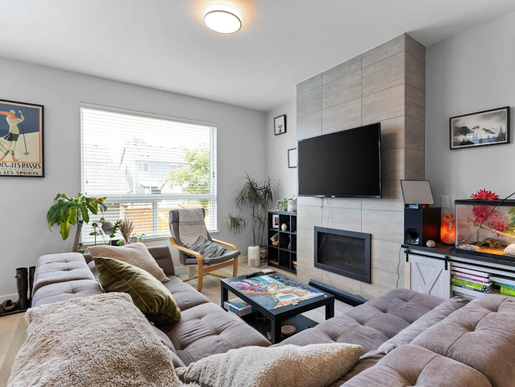 20291 82a Avenue, Langley, BC, V2Y 0Y9 - 5