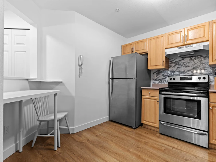 304-32044 Old Yale, Abbotsford, BC, V2T 2C9 - 10