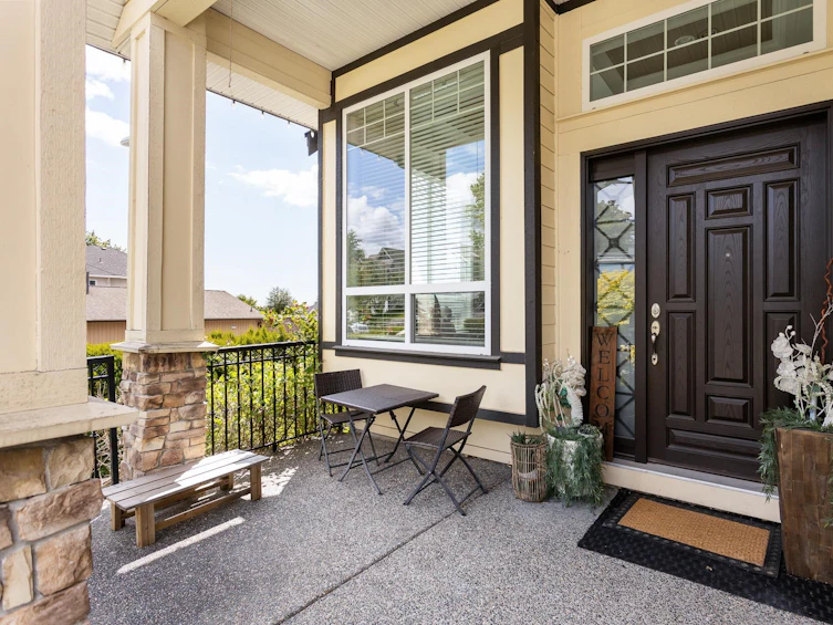 6051 181a Street, Surrey, BC, V3S 4M1 - 4