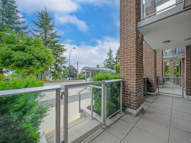 103-15165 Thrift Avenue, Surrey, BC, V4B 0C1 - 2
