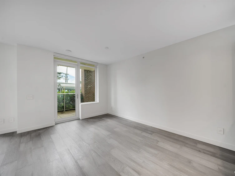 103-15165 Thrift Avenue, Surrey, BC, V4B 0C1 - 12