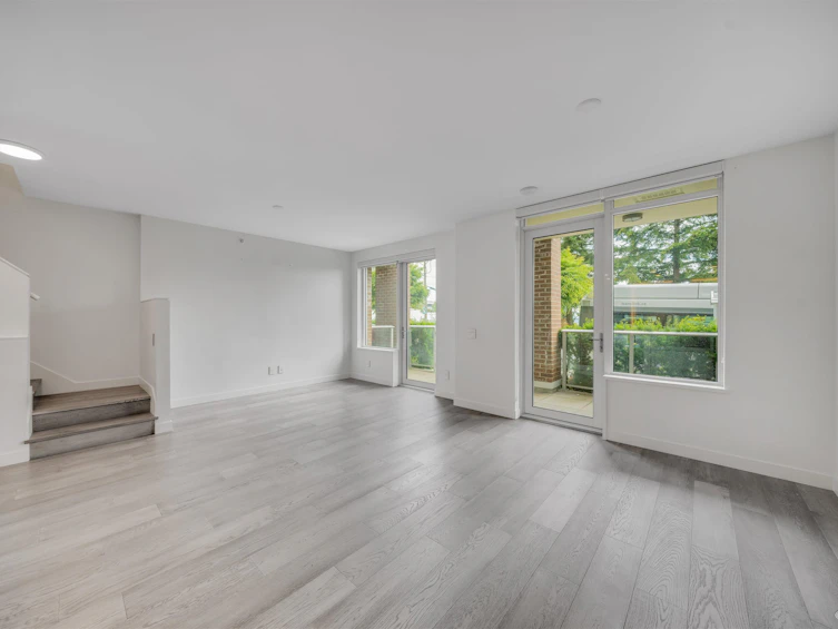 103-15165 Thrift Avenue, Surrey, BC, V4B 0C1 - 14