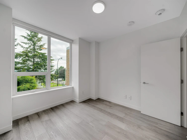 103-15165 Thrift Avenue, Surrey, BC, V4B 0C1 - 25