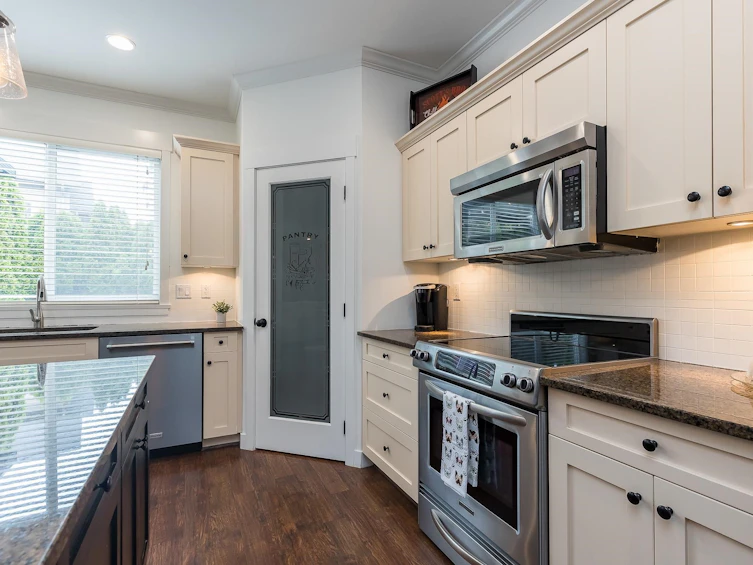 17981 71 Avenue, Surrey, BC, V3S 7C7 - 12
