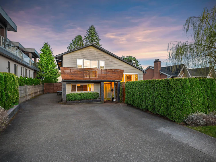 1080 Parker Street, Surrey, BC, V4B 4R7 - 2