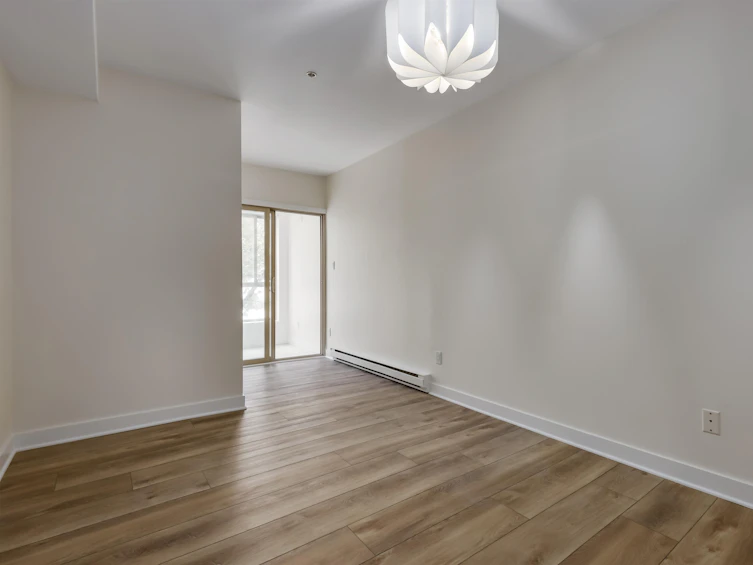 210-702 East King Edward Avenue, Vancouver, BC, V5V 0A9 - 12