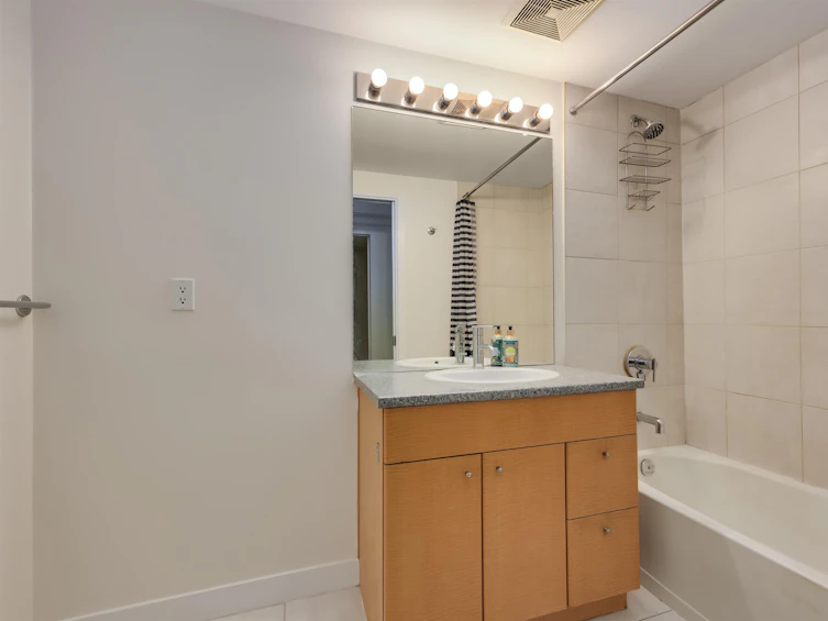 210-702 East King Edward Avenue, Vancouver, BC, V5V 0A9 - 23
