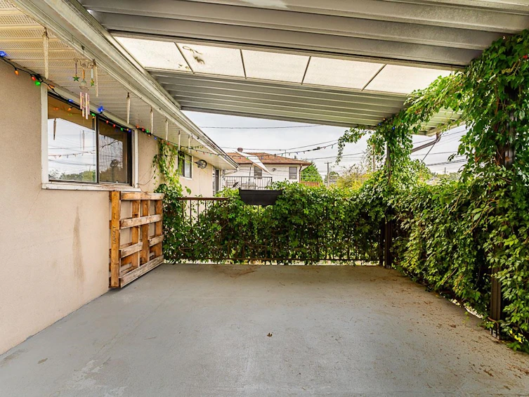 3471 Dieppe Drive, Vancouver, BC, V5M 4C8 - 23