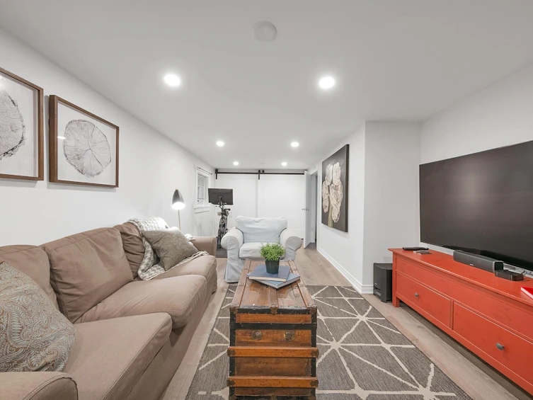 5041 St. Catherines Street, Vancouver, BC, V5W 3E9 - 26