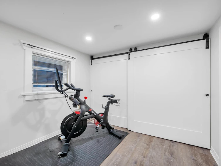 5041 St. Catherines Street, Vancouver, BC, V5W 3E9 - 29