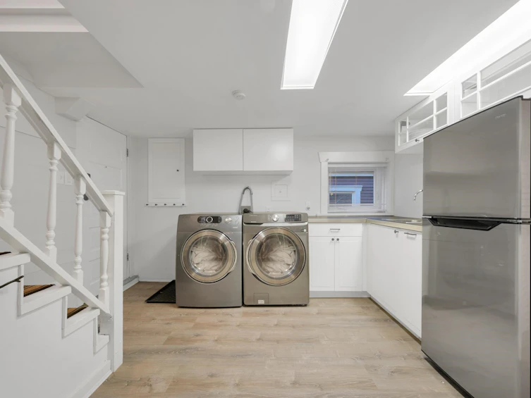 5041 St. Catherines Street, Vancouver, BC, V5W 3E9 - 31