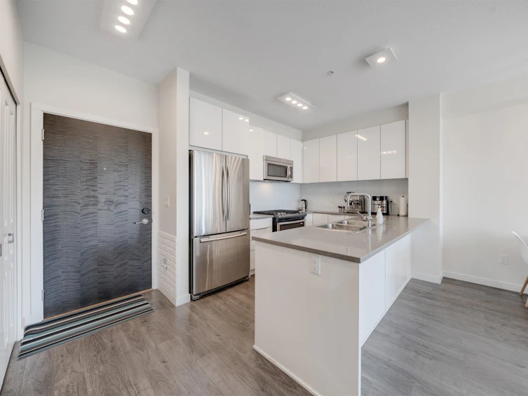 311-1151 Windsor Mews, Coquitlam, BC, V3B 0M9 - 2