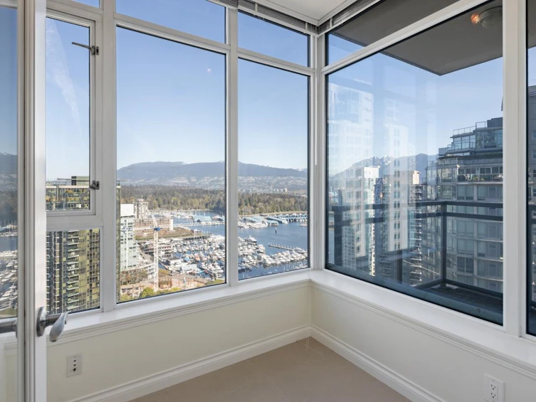 2404-1211 Melville Street, Vancouver, BC, V6E 0A7 - 12