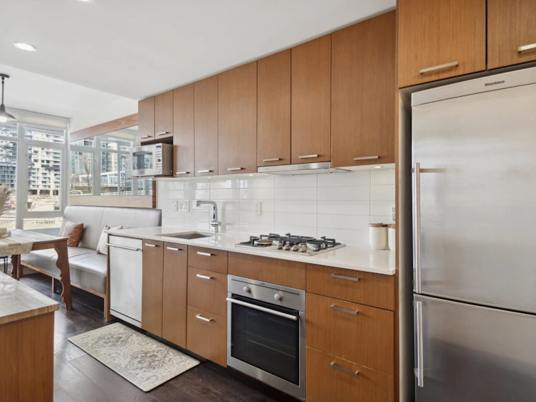 306-1372 Seymour Street, Vancouver, BC, V6B 0L1 - 2