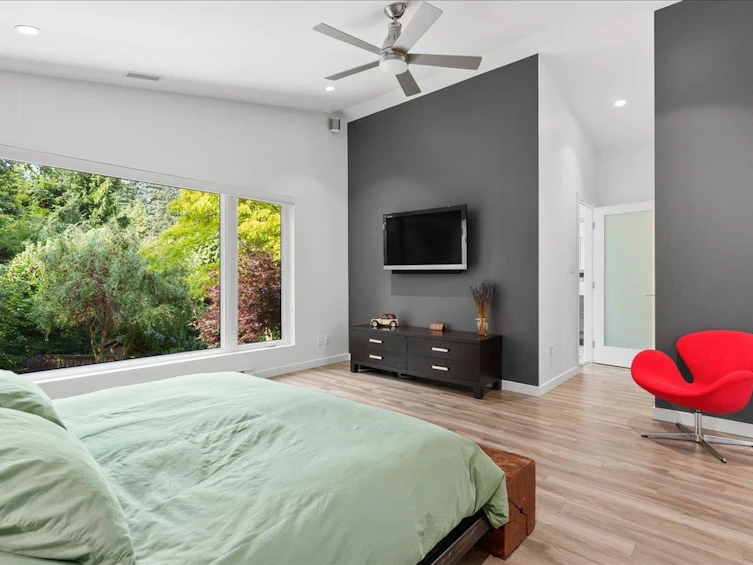 5664 Marine Drive, West Vancouver, BC, V7W 2R6 - 4