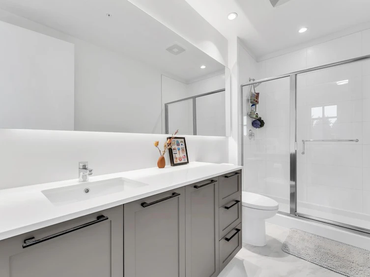 103-13933 105 Boulevard, Surrey, BC, V3T 0R6 - 13