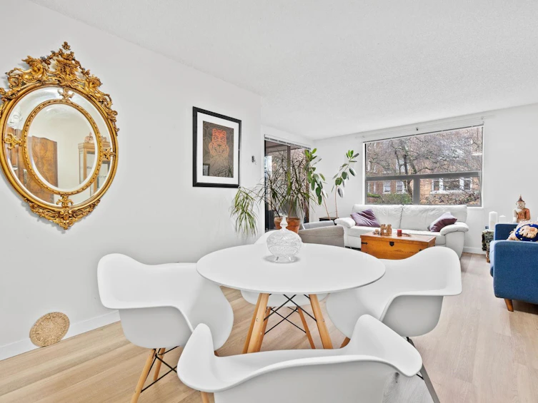 202-1080 Broughton Street, Vancouver, BC, V6G 2A8 - 2