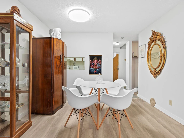 202-1080 Broughton Street, Vancouver, BC, V6G 2A8 - 3