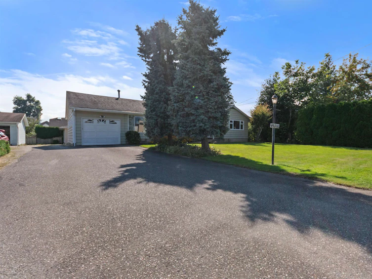 45300 Bernard Avenue, Chilliwack, BC, V2P 1H4 - 33