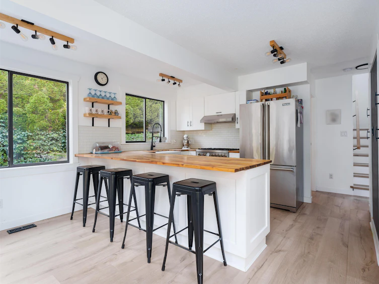 6810 Hycroft Road, West Vancouver, BC, V7W 2K8 - 5