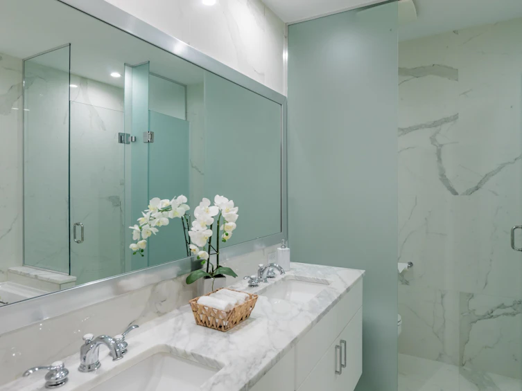 105-175 Victory Ship Way, North Vancouver, BC, V7L 0G1 - 22