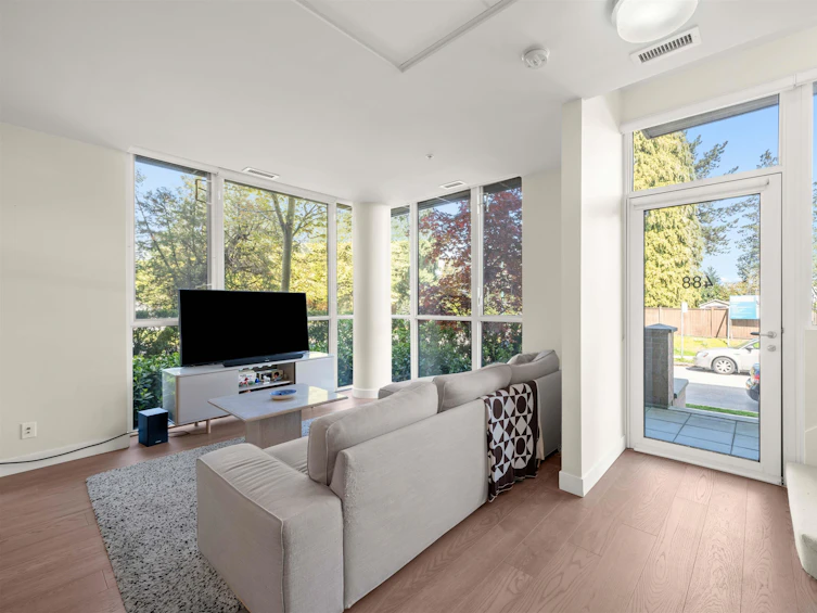 488 West 28th Avenue, Vancouver, BC, V5Y 0M2 - 5