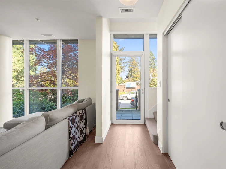488 West 28th Avenue, Vancouver, BC, V5Y 0M2 - 6