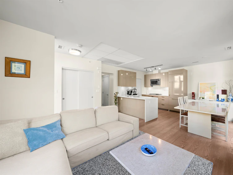 488 West 28th Avenue, Vancouver, BC, V5Y 0M2 - 7