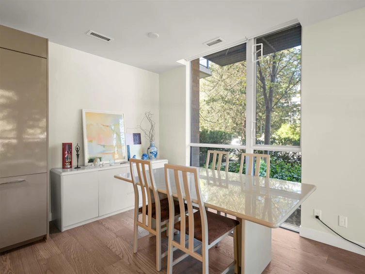 488 West 28th Avenue, Vancouver, BC, V5Y 0M2 - 8
