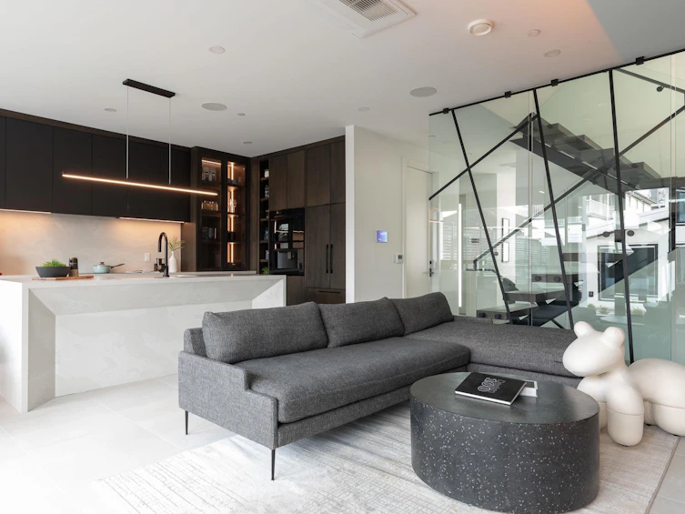 603 E 57th Avenue, Vancouver, BC, V5X 1T1 - 9