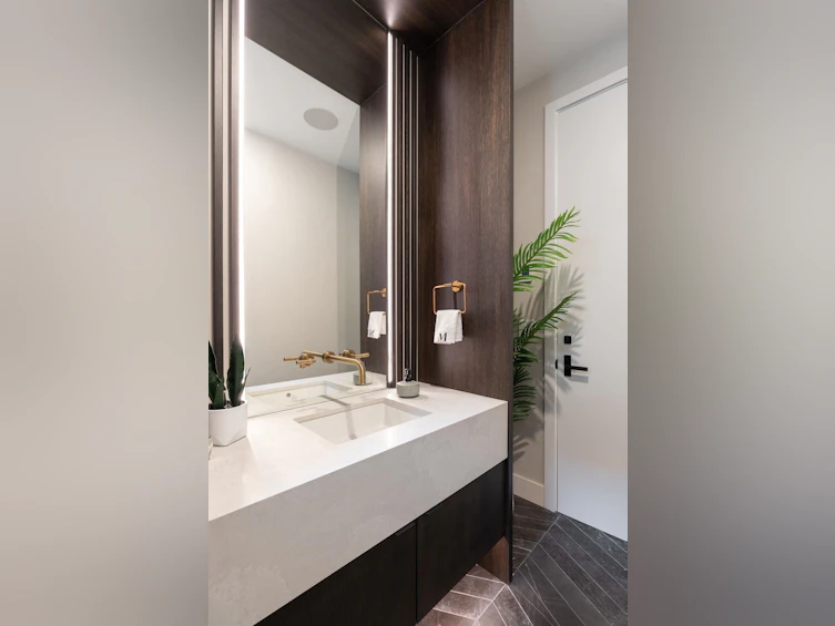 603 E 57th Avenue, Vancouver, BC, V5X 1T1 - 15