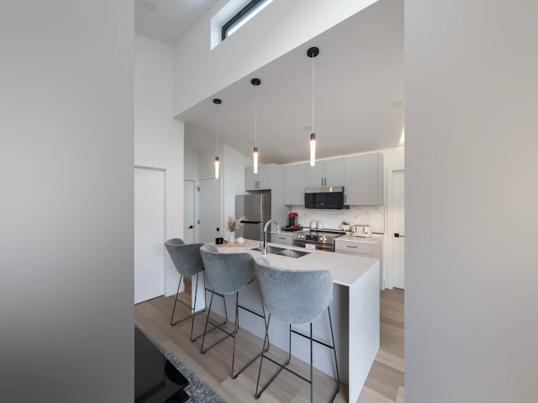 603 E 57th Avenue, Vancouver, BC, V5X 1T1 - 21