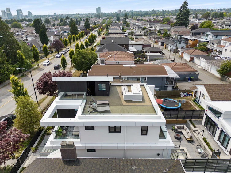603 E 57th Avenue, Vancouver, BC, V5X 1T1 - 33