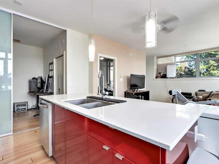 213-2250 Commercial Drive, Vancouver, BC, V5N 5P9 - 10
