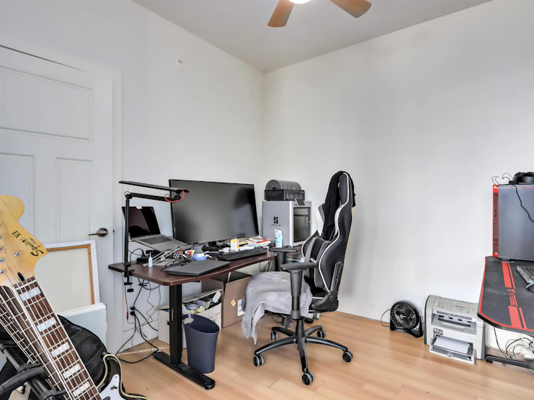 213-2250 Commercial Drive, Vancouver, BC, V5N 5P9 - 13