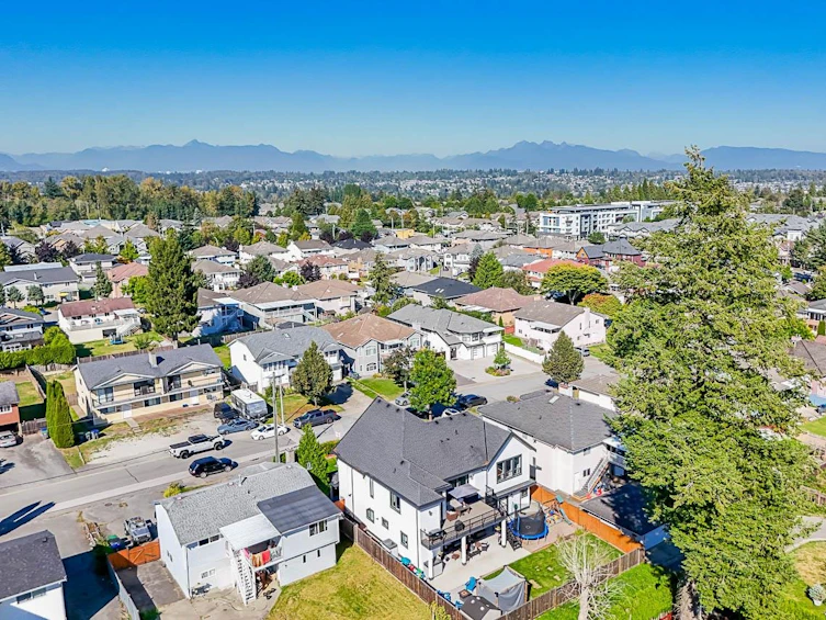 14298 71 Avenue, Surrey, BC, V3W 2L1 - 38