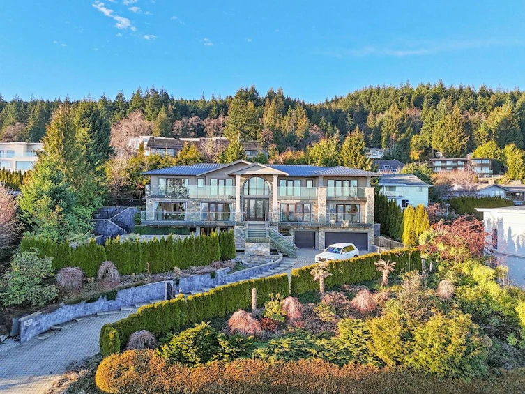 1439 Chartwell Drive, West Vancouver, BC, V7S 2R9 - 2