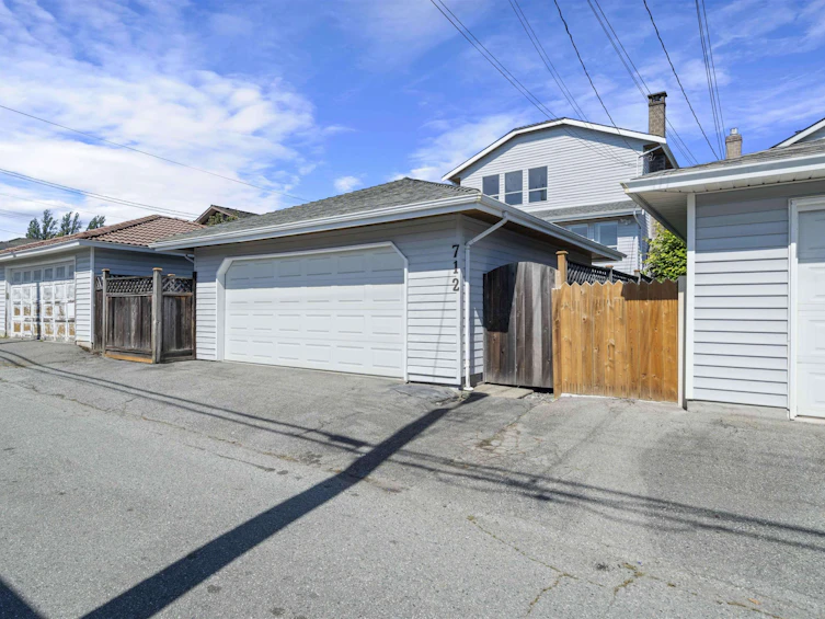712 W 59th Avenue, Vancouver, BC, V6P 1X6 - 33
