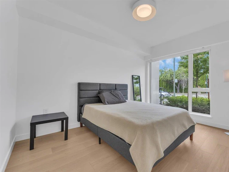 86 West King Edward Avenue, Vancouver, BC, V5Y 0N6 - 12