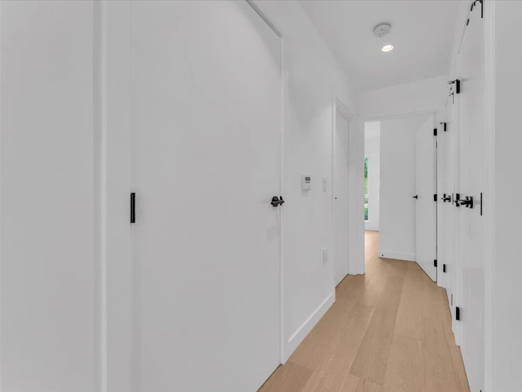 86 West King Edward Avenue, Vancouver, BC, V5Y 0N6 - 16