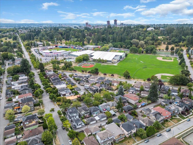 86 West King Edward Avenue, Vancouver, BC, V5Y 0N6 - 29