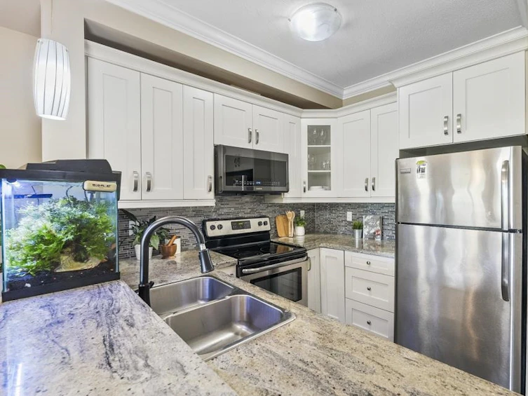 228-13897 Fraser, Surrey, BC, V3T 0G8 - 7