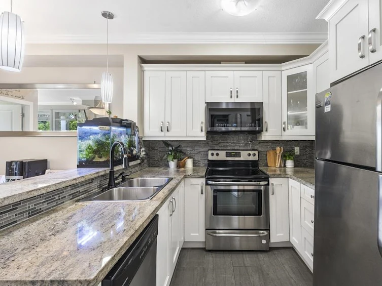 228-13897 Fraser, Surrey, BC, V3T 0G8 - 8
