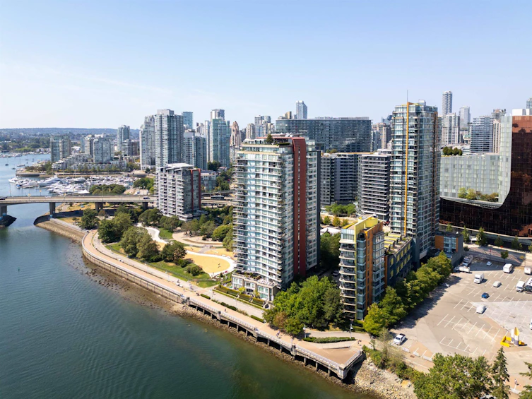1103-8 Smithe Mews, Vancouver, BC, V6B 0A5